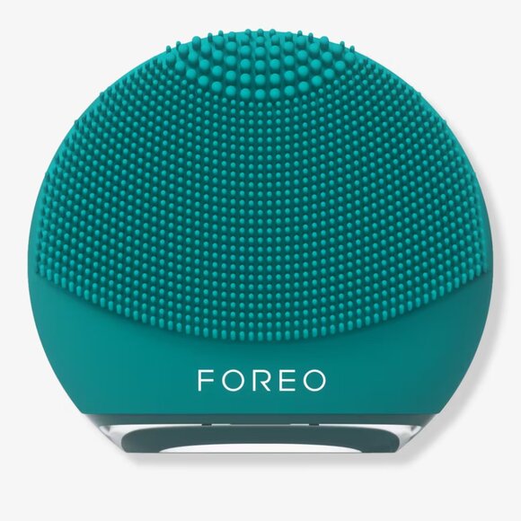 NWT FOREO LUNA 4 go travel friendly facial cleansing and massaging device - Picture 6 of 9